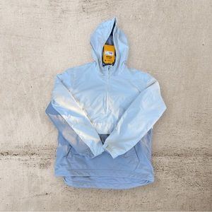 Women’s Carhartt rain/wind jacket